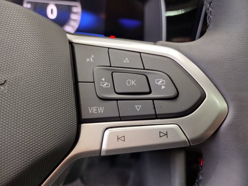 New 2026 Volkswagen Jetta SE FWD image 24