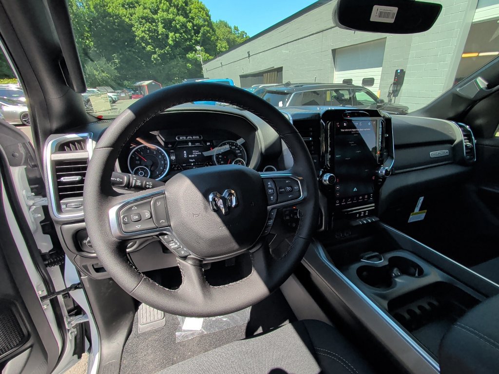 New 2026 RAM 1500 Big Horn AWD/4WD image 12