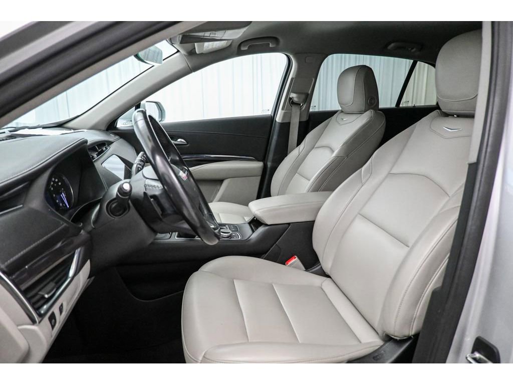 Used 2020 Cadillac XT4 Luxury image 30