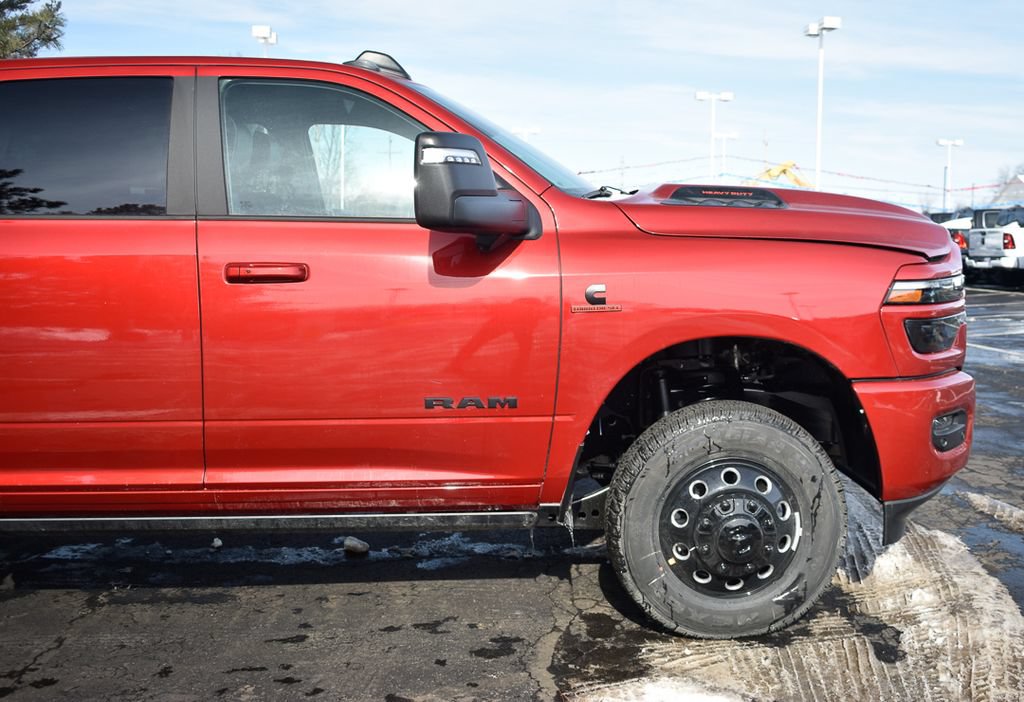 New 2026 RAM 3500 Laramie AWD/4WD image 47