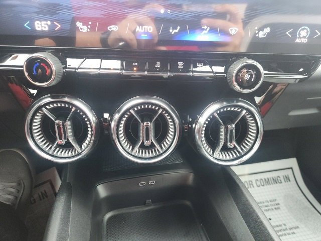 New 2025 Chevrolet Blazer EV LT image 23