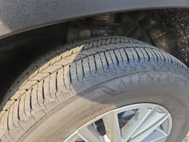 Used 2023 Chevrolet Traverse LT FWD image 28