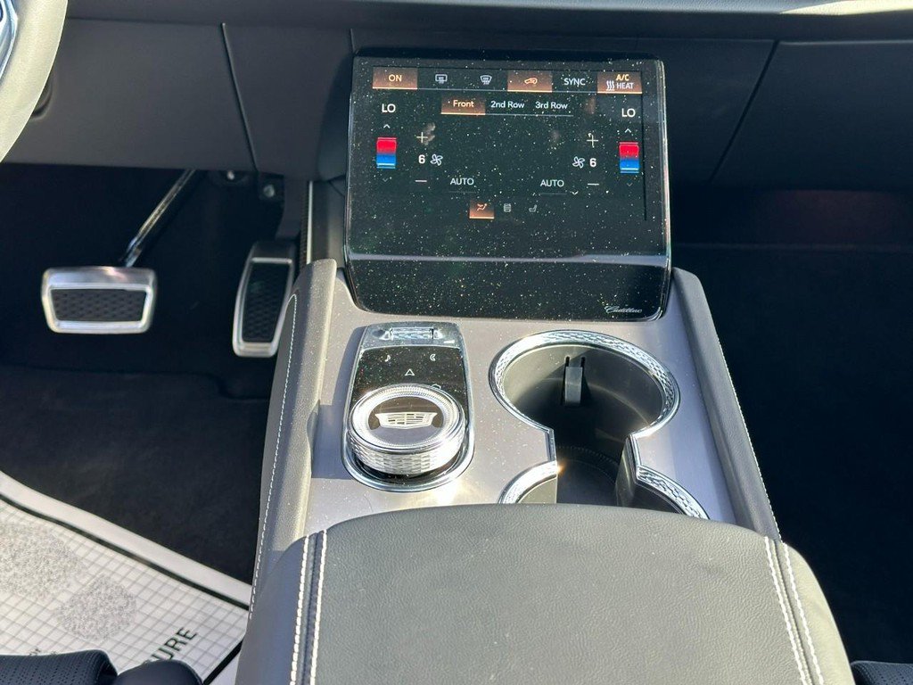 New 2026 Cadillac Vistiq Sport AWD/4WD image 10