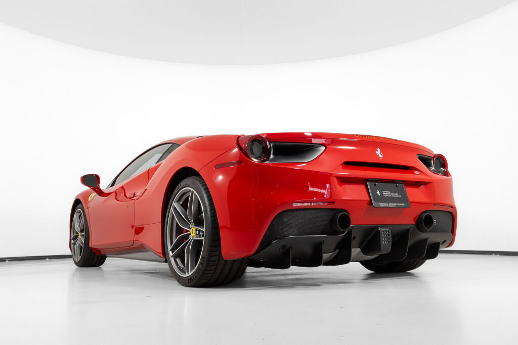 Certified 2018 Ferrari 488 GTB RWD image 18