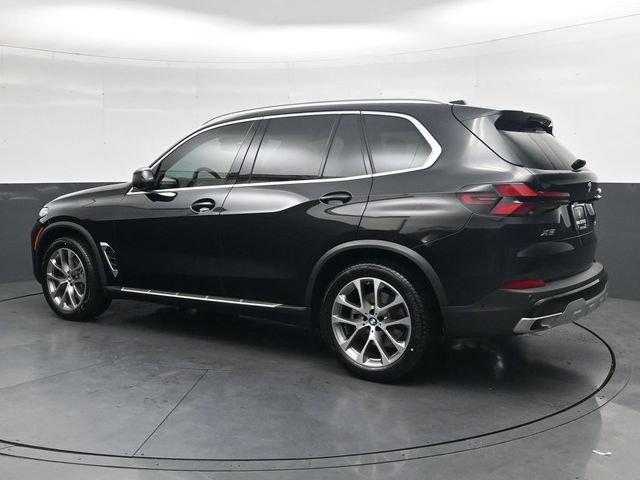 Certified 2024 BMW X5 sDrive40i w/ Premium Package RWD image 7