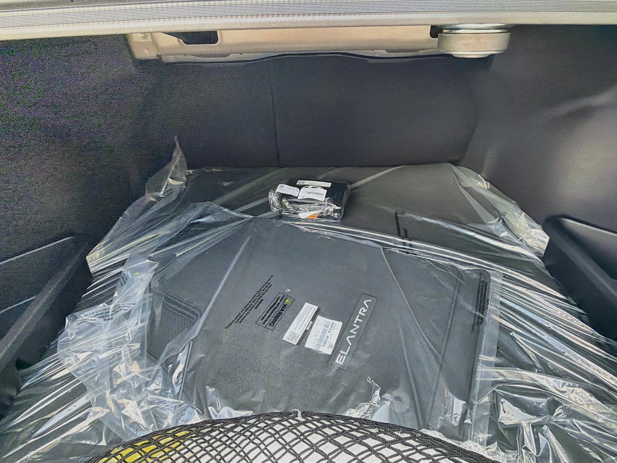 New 2026 Hyundai Elantra Limited FWD image 18