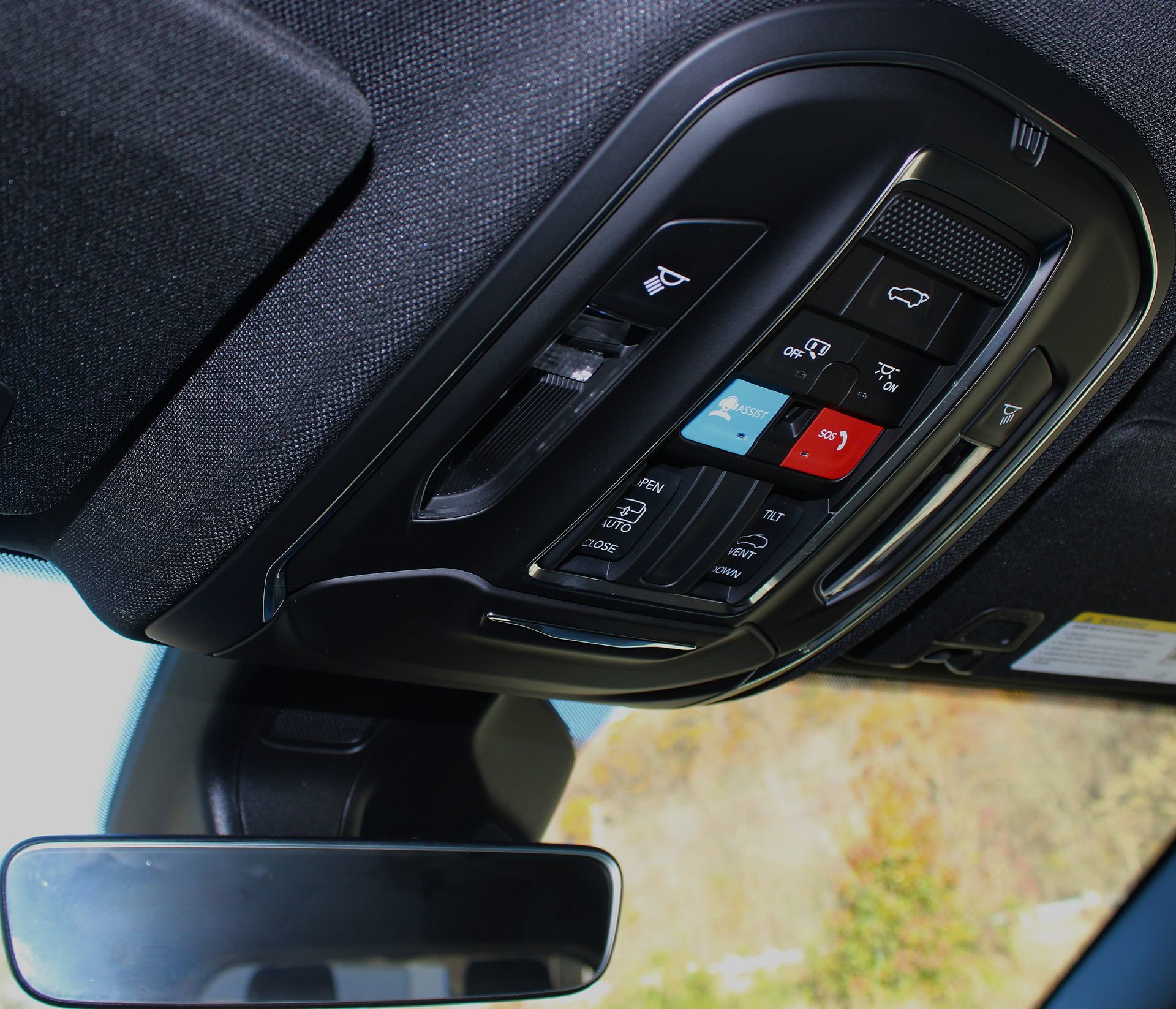 New 2025 Jeep Grand Cherokee L Altitude image 25