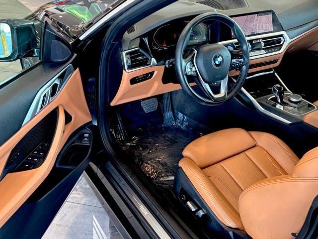 Used 2023 BMW 430i Convertible w/ Premium Package image 13