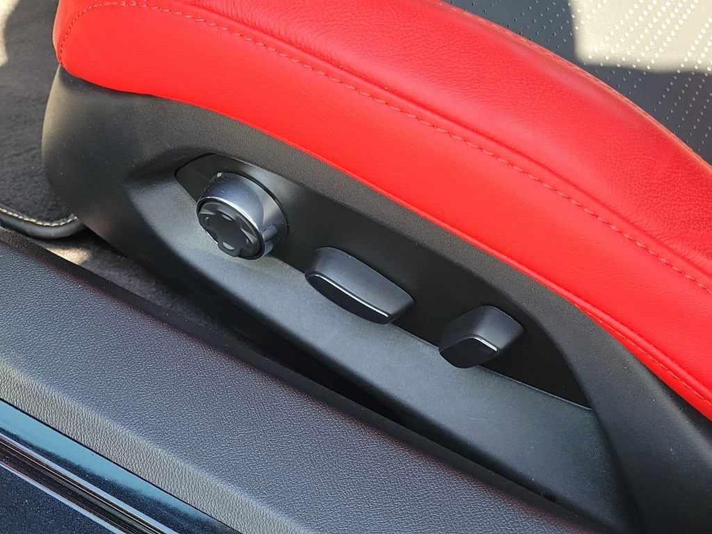 Used 2019 Chevrolet Corvette Stingray Convertible Z51 2LT RWD image 25