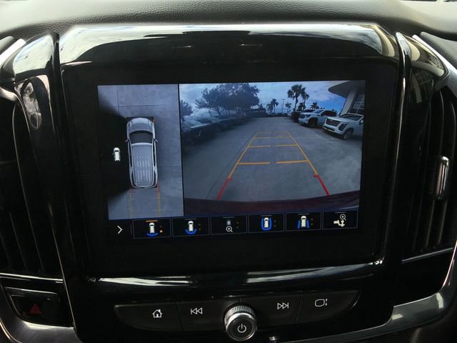 Used 2021 Chevrolet Traverse RS image 25