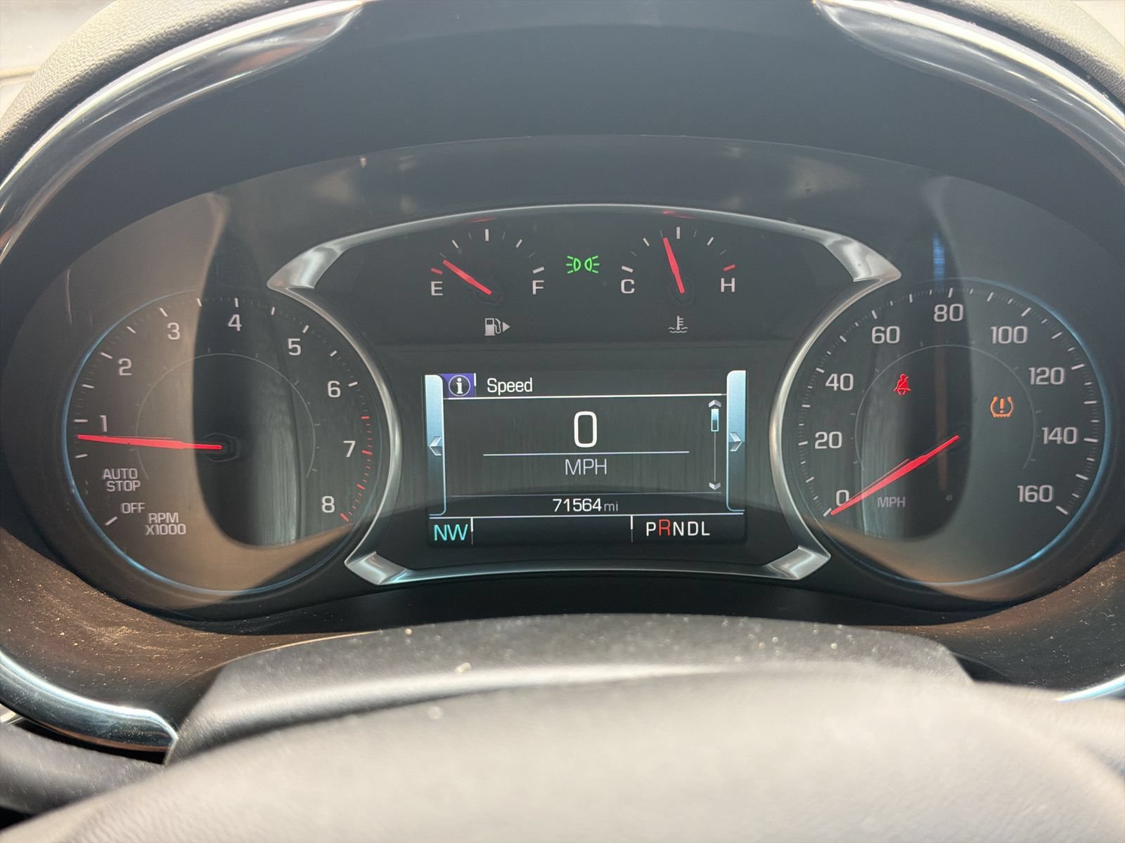 Used 2018 Chevrolet Malibu LT w/ Leather Package FWD image 34