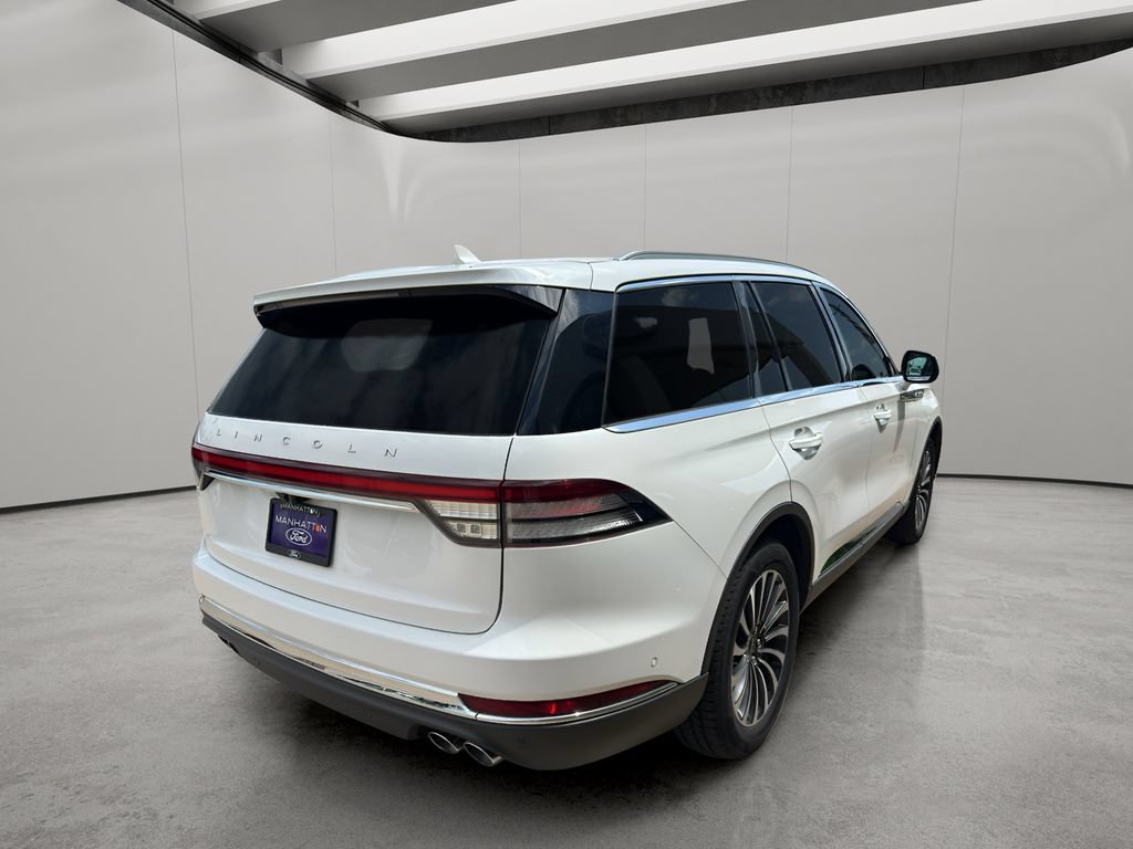 Used 2023 Lincoln Aviator Reserve w/ Elements Package Plus AWD/4WD image 5