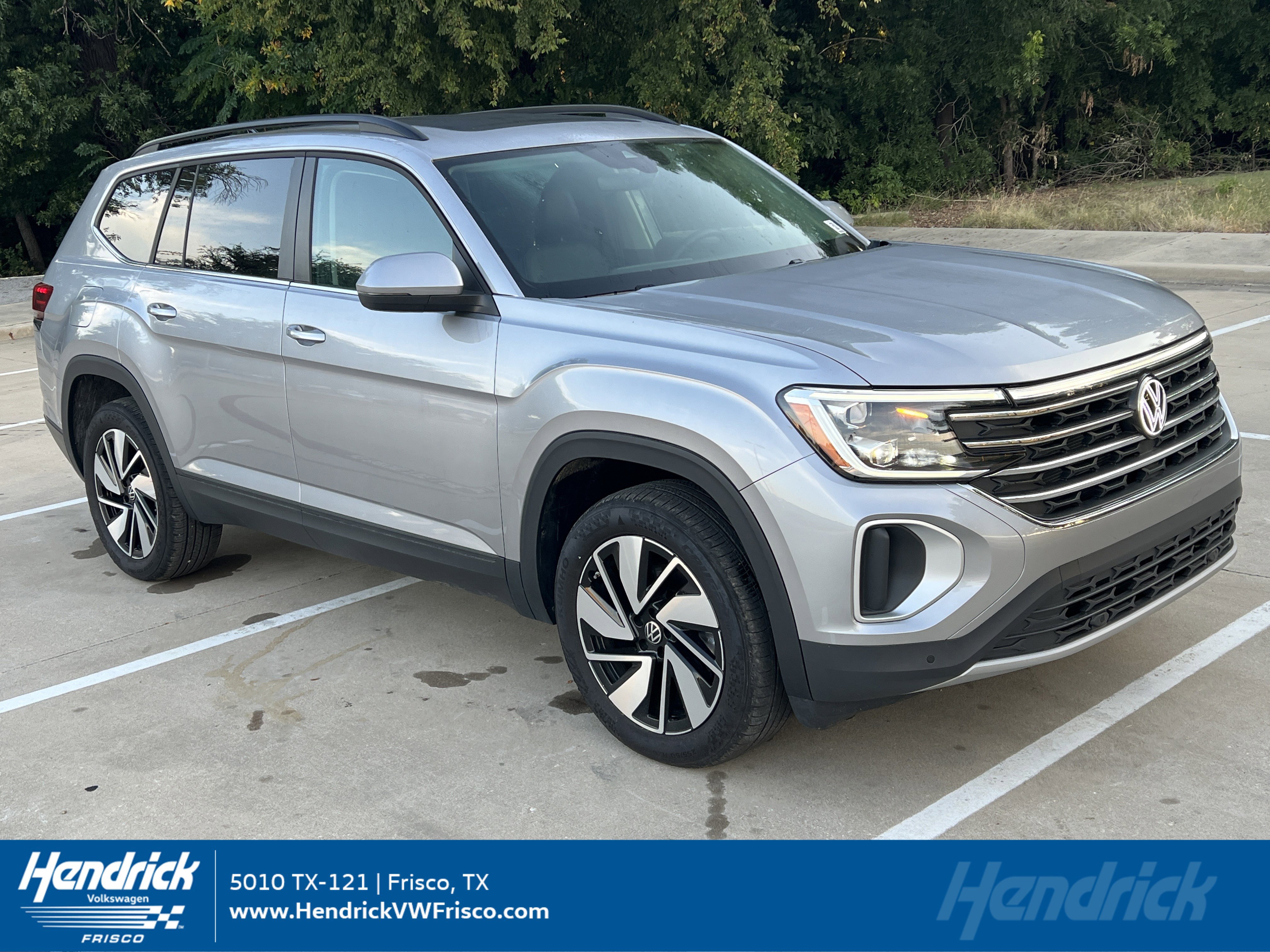 Used 2024 Volkswagen Atlas SE w/ Panoramic Sunroof Package