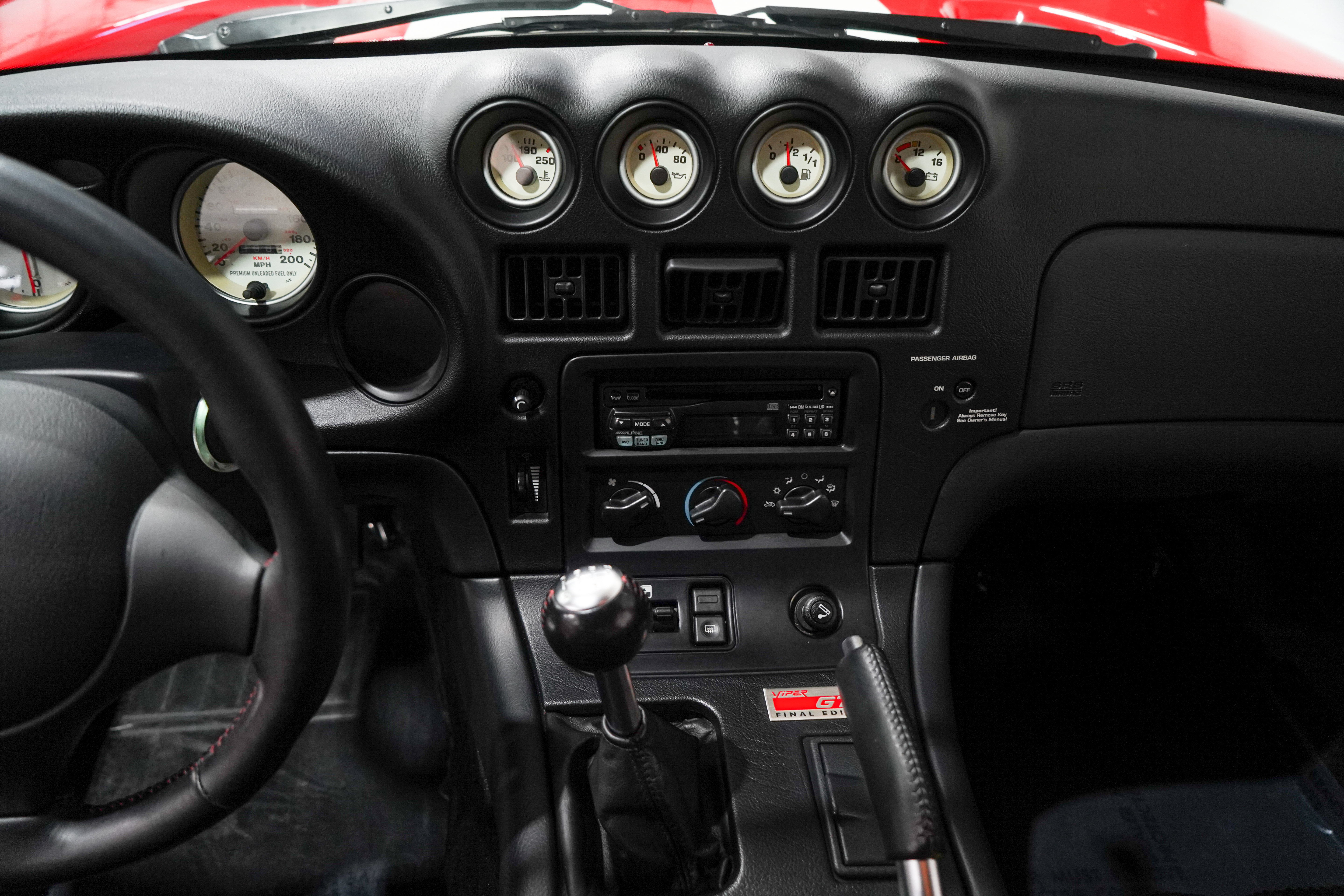 Used 2002 Dodge Viper GTS RWD image 11