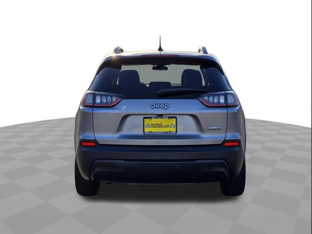 Used 2020 Jeep Cherokee Latitude Plus image 5