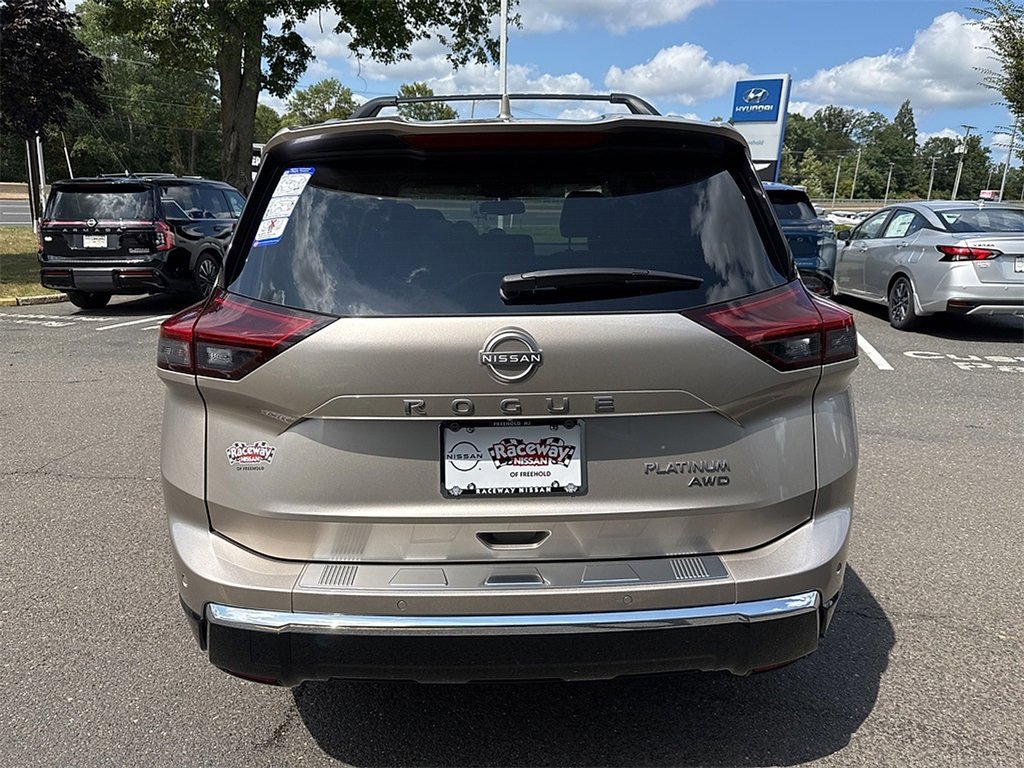 New 2026 Nissan Rogue Platinum image 5