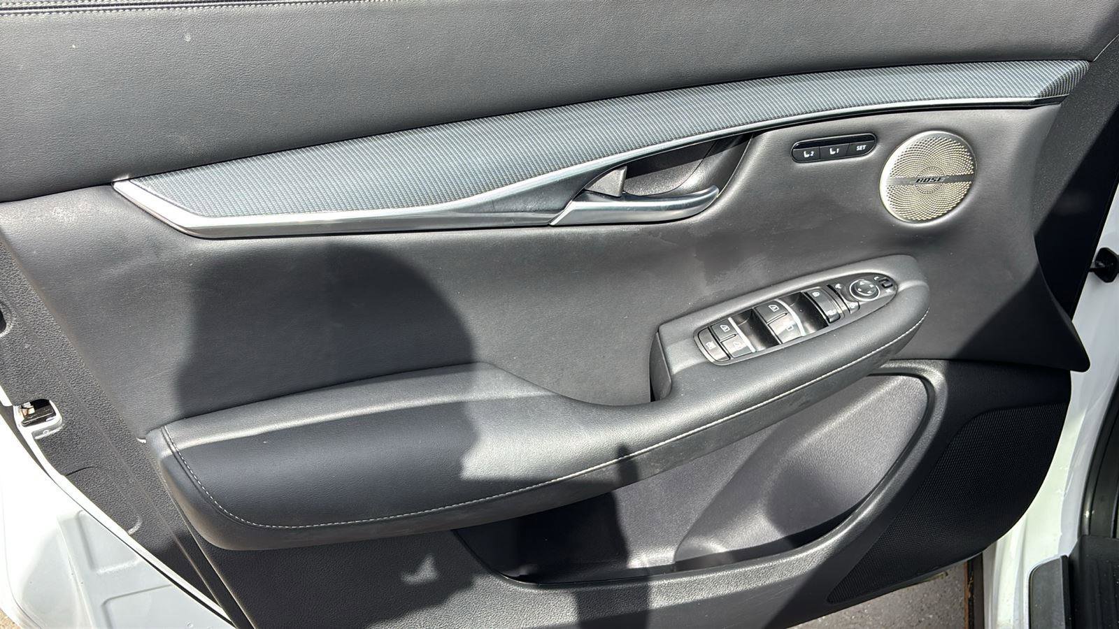 Used 2025 INFINITI QX50 Sport image 14