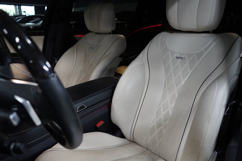 Used 2016 Mercedes-Benz Maybach S 600 image 12