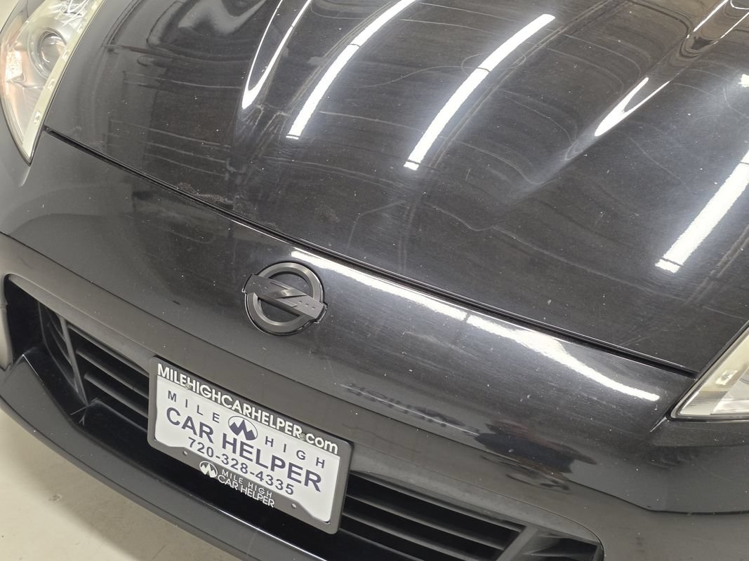Used 2017 Nissan 370Z Coupe RWD image 38