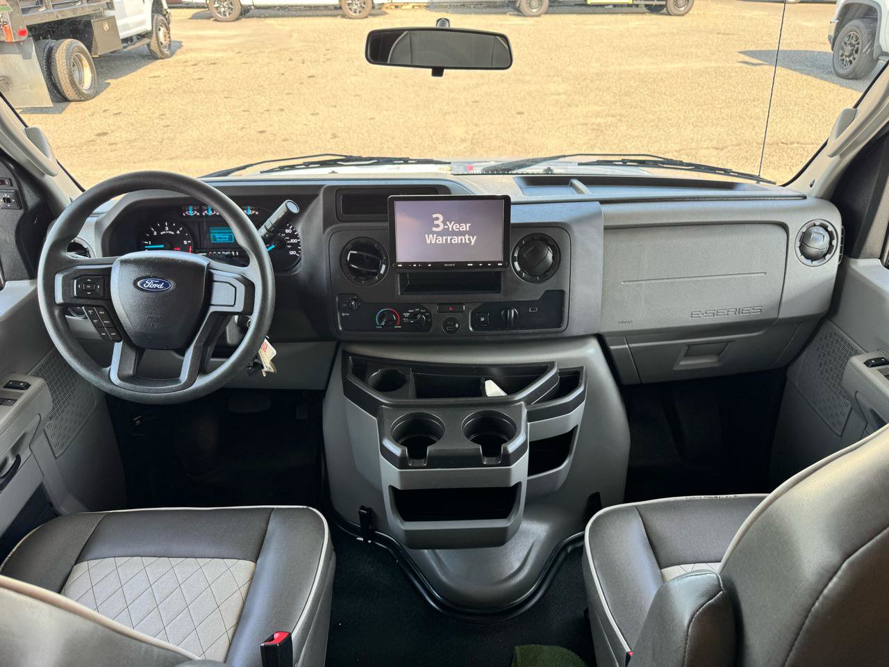 Used 2021 Ford E-450 and Econoline 450 Super Duty w/ Motorhome Prep Package RWD image 45