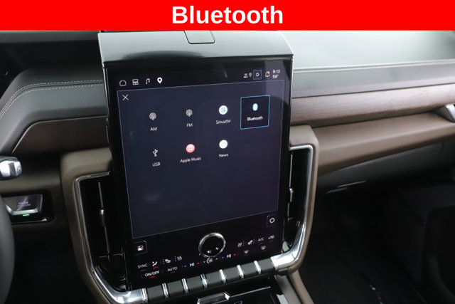 Used 2026 GMC Yukon Denali Ultimate w/ LPO, Floor Liner Package AWD/4WD image 26