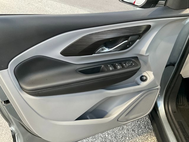 Certified 2023 GMC Terrain SLE w/ Driver Convenience Package image 7