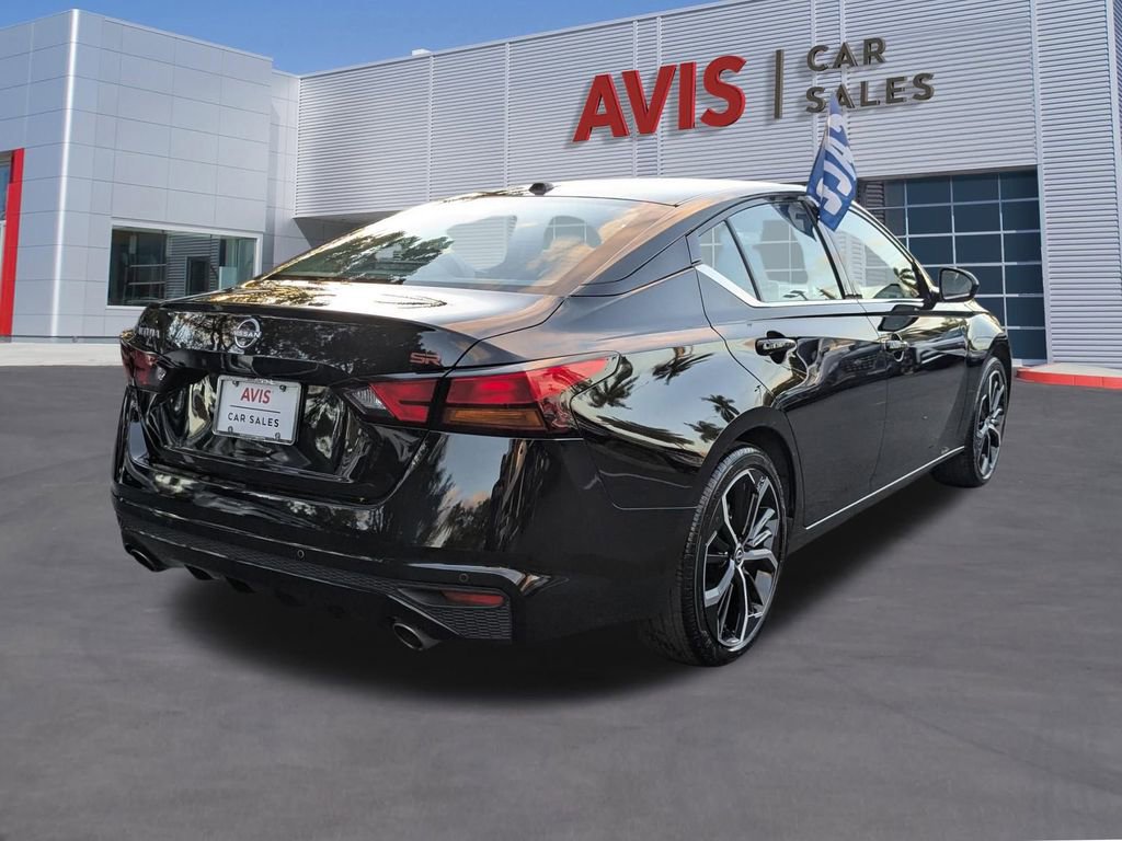 Used 2025 Nissan Altima 2.5 SR image 6