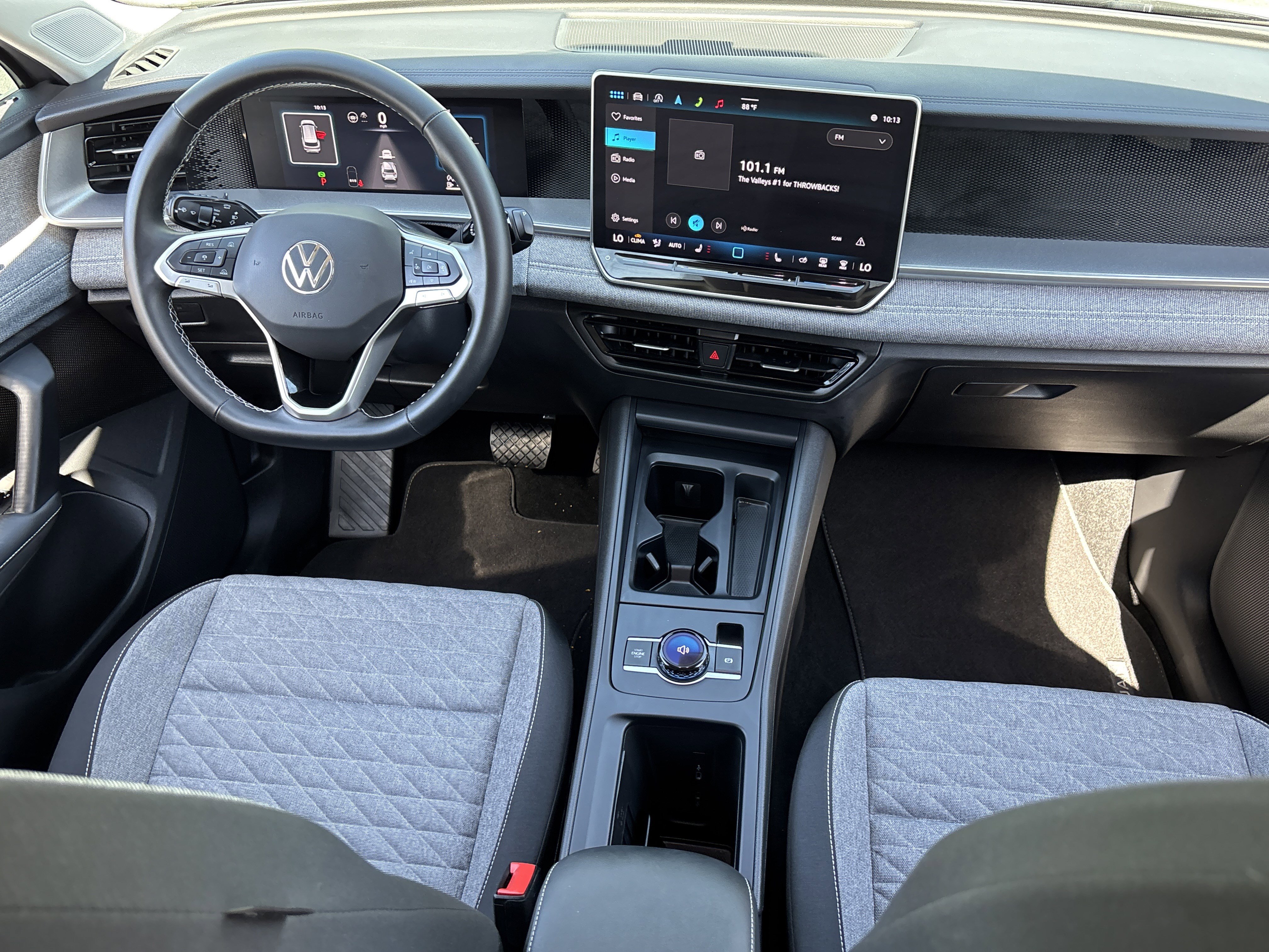 Used 2025 Volkswagen Tiguan S image 13