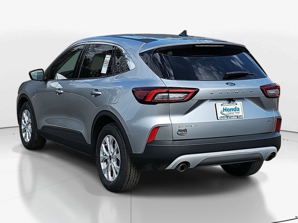 Used 2023 Ford Escape Active image 5