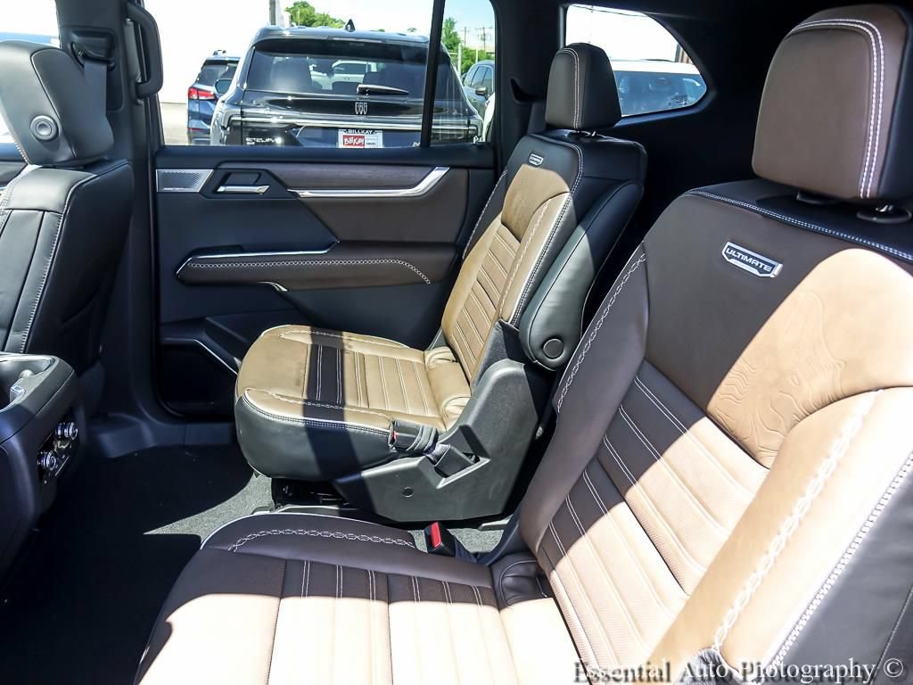 New 2026 GMC Acadia Denali Ultimate AWD/4WD image 14