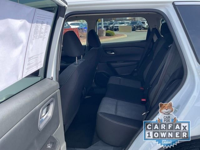 Used 2024 Nissan Rogue SV image 14