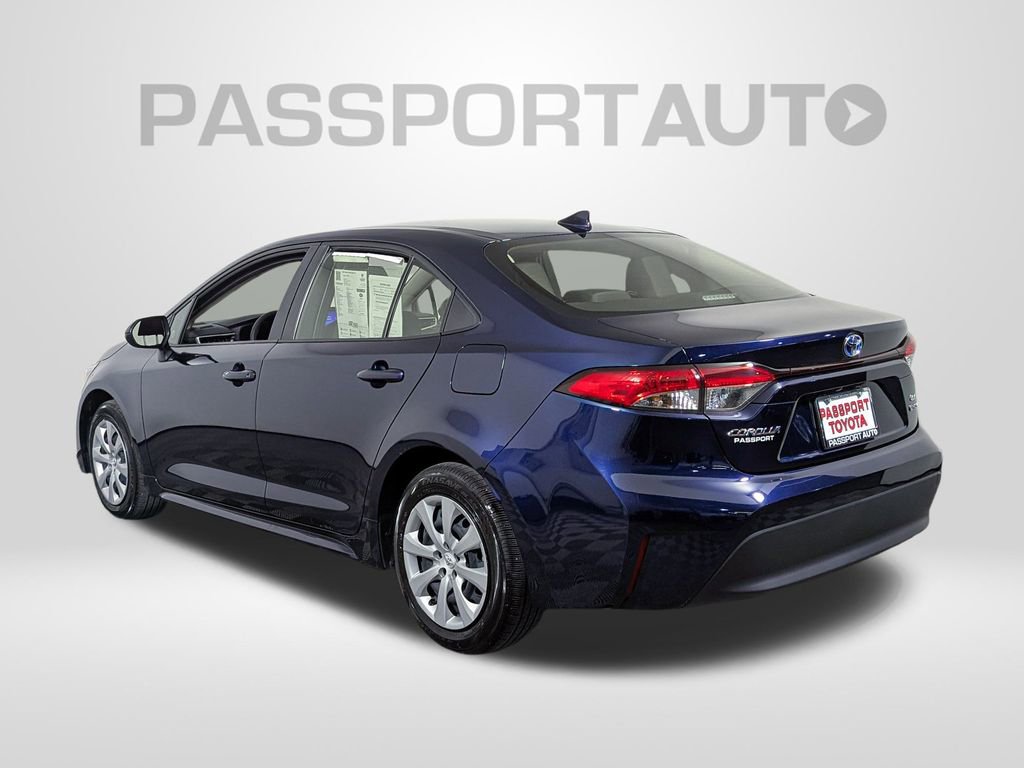 Certified 2025 Toyota Corolla LE video 3