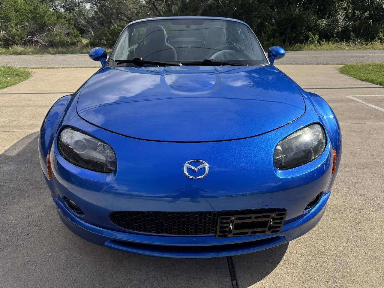 Used 2006 MAZDA MX-5 Miata Sport w/ Appearance Pkg RWD image 3