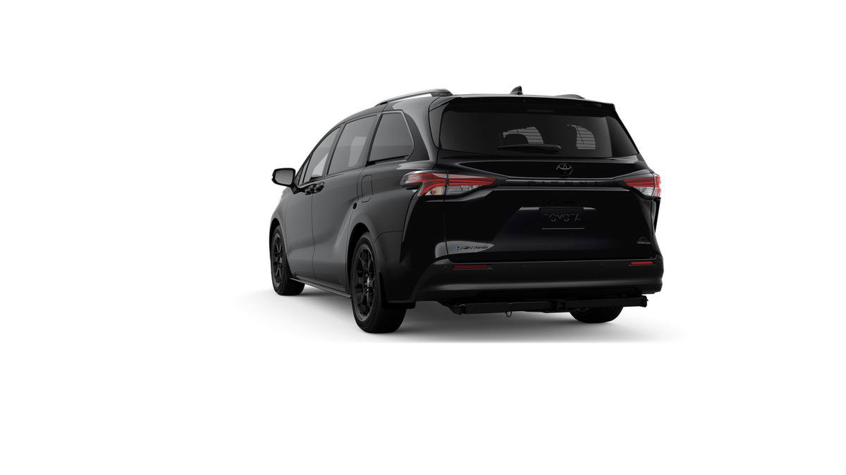 New 2026 Toyota Sienna XLE Woodland Edition image 7