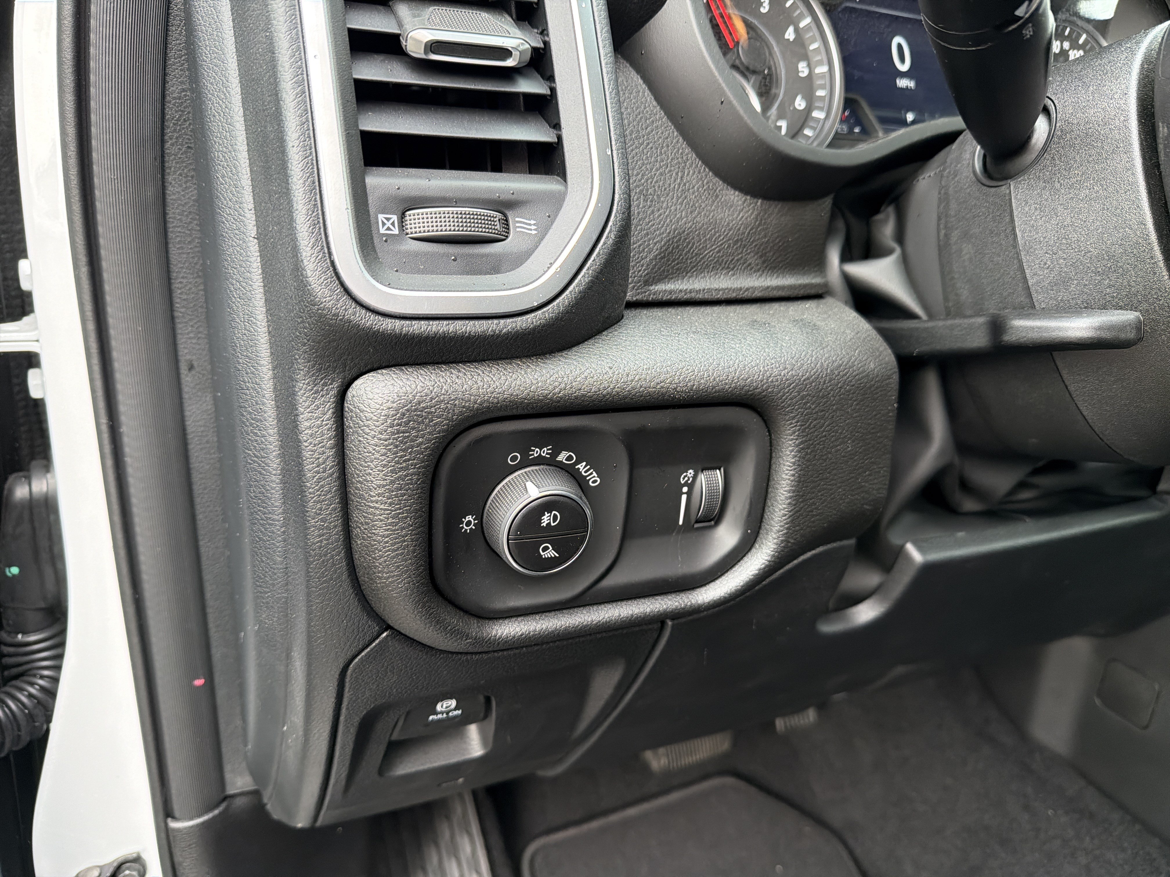 New 2026 RAM 1500 Tradesman AWD/4WD image 15