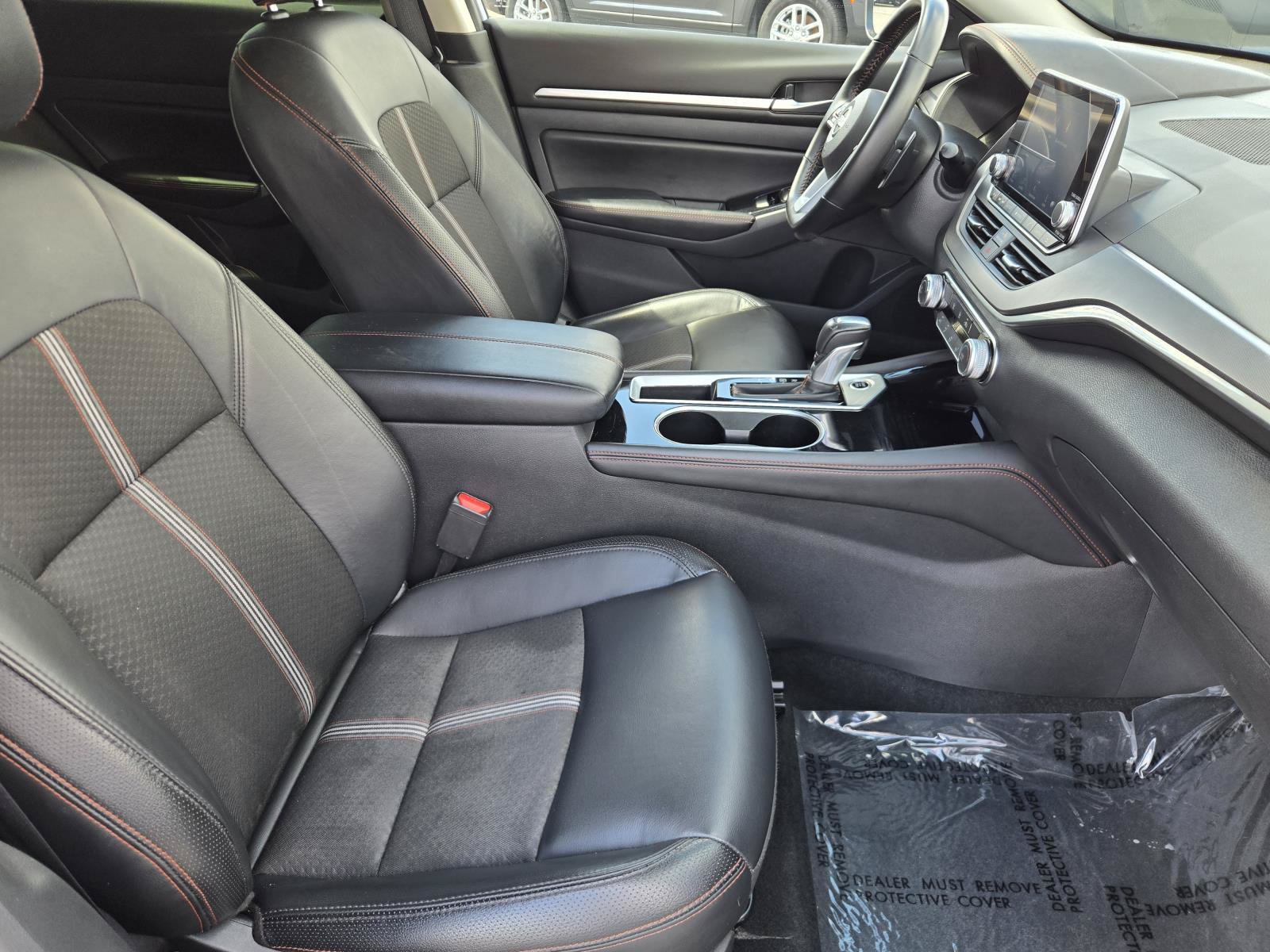 Used 2025 Nissan Altima 2.5 SR FWD image 32