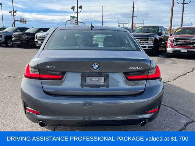 Used 2020 BMW 330i xDrive Sedan w/ Premium Package image 4