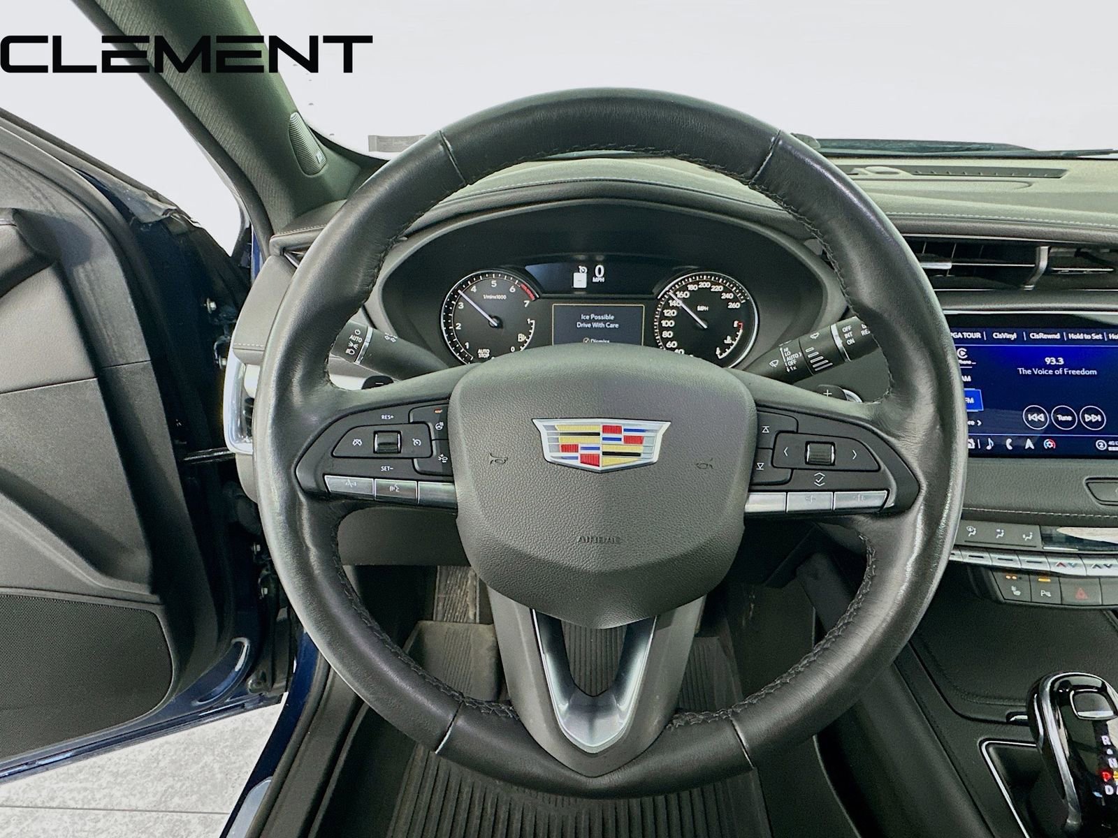 Used 2021 Cadillac XT4 Premium Luxury w/ Sun And Sound Package image 14