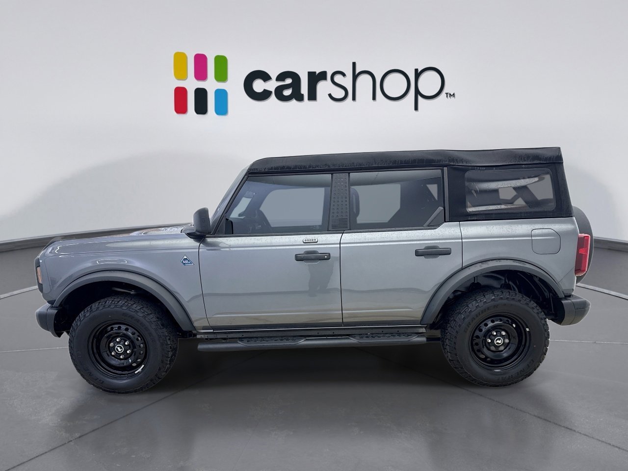 Used 2023 Ford Bronco Black Diamond AWD/4WD image 2
