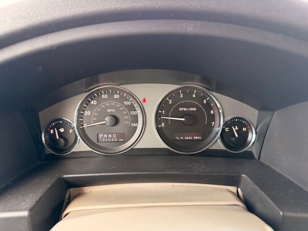 Used 2008 Jeep Commander Overland AWD/4WD image 13