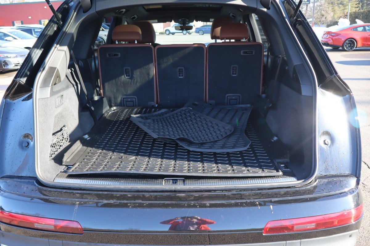 Used 2023 Audi Q7 3.0T Premium w/ Convenience Package image 17