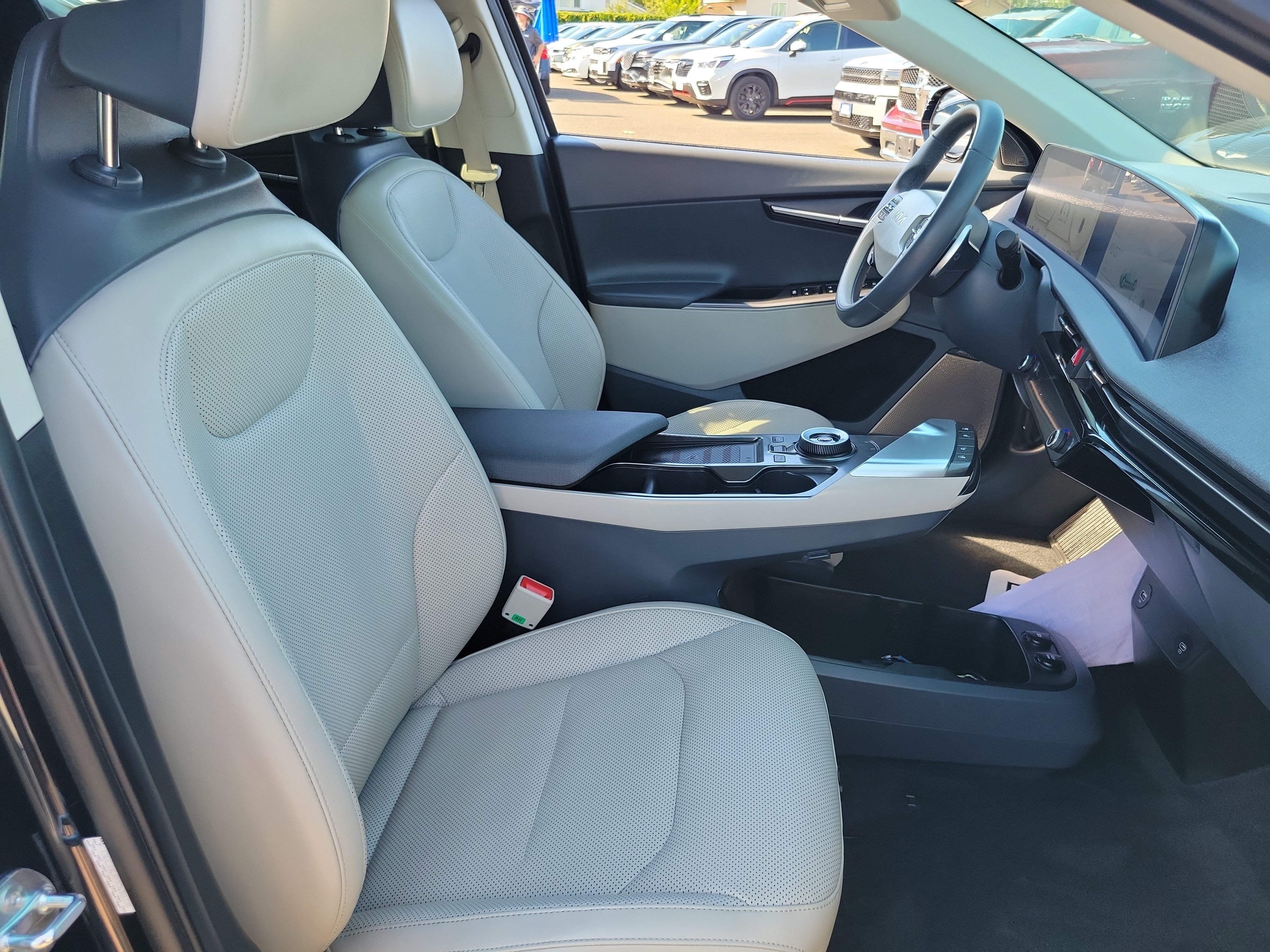Used 2024 Kia EV6 Wind w/ Wind Technology Package RWD image 23