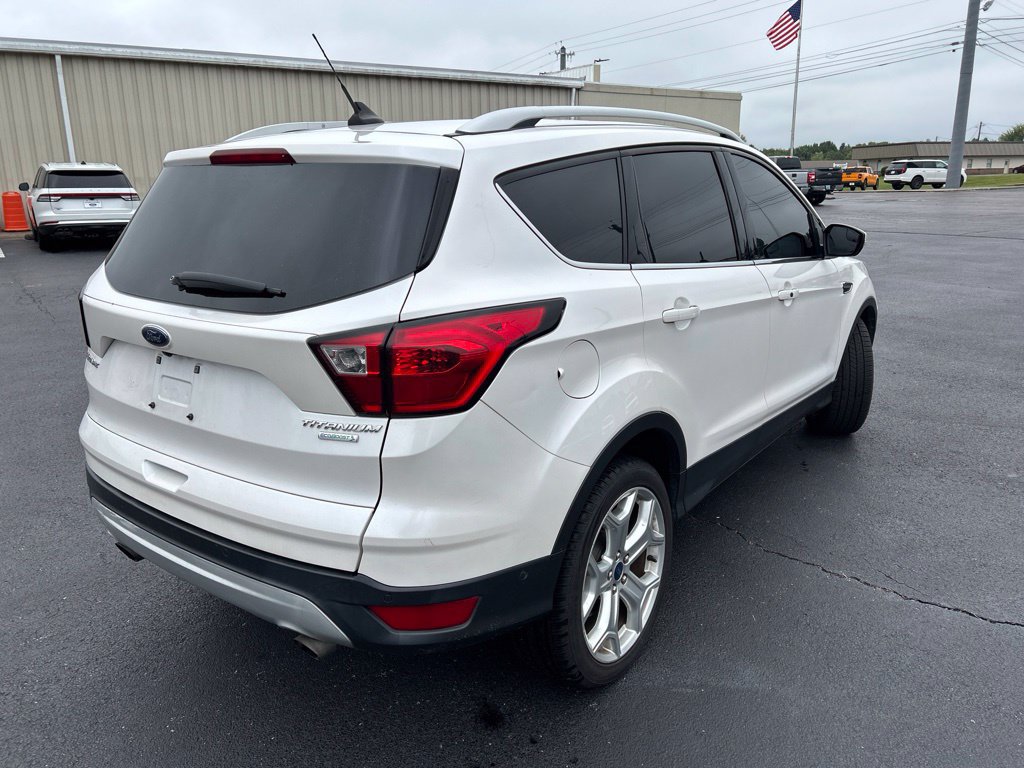 Used 2019 Ford Escape Titanium FWD image 8