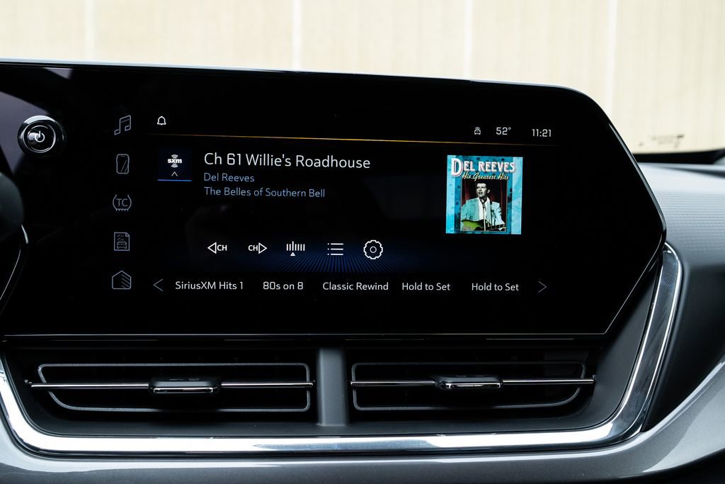 New 2026 Chevrolet Trax ACTIV w/ Sunroof Package image 32