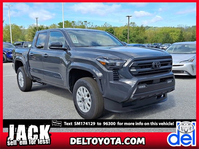 New 2025 Toyota Tacoma SR5