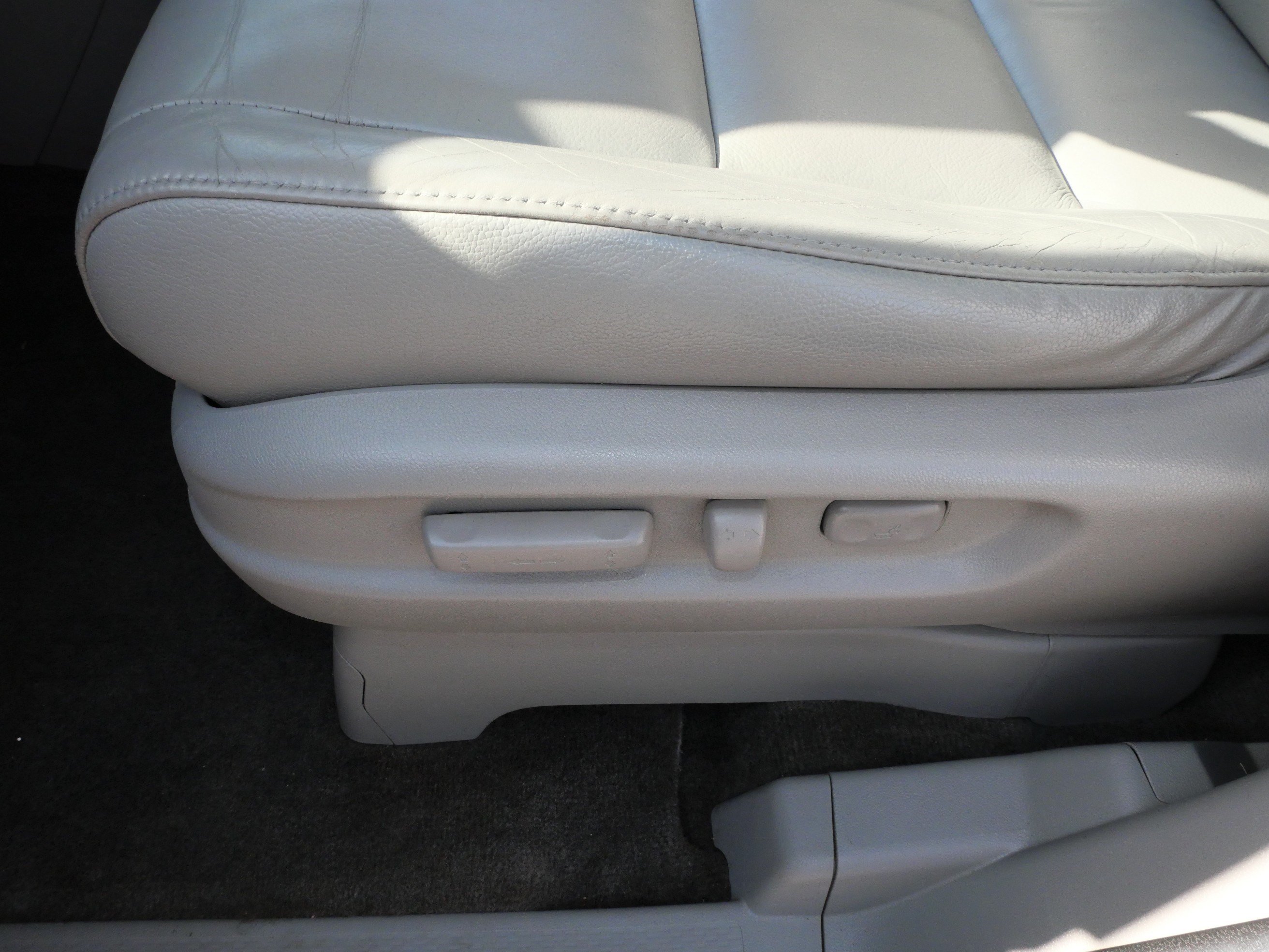 Used 2013 Honda Odyssey Touring image 20