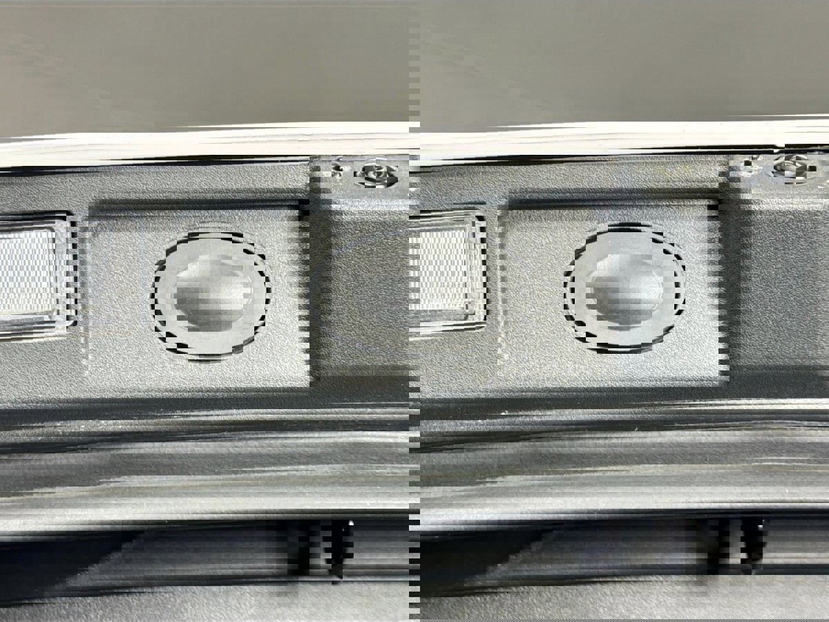 Used 2024 Rivian R1S Adventure image 30