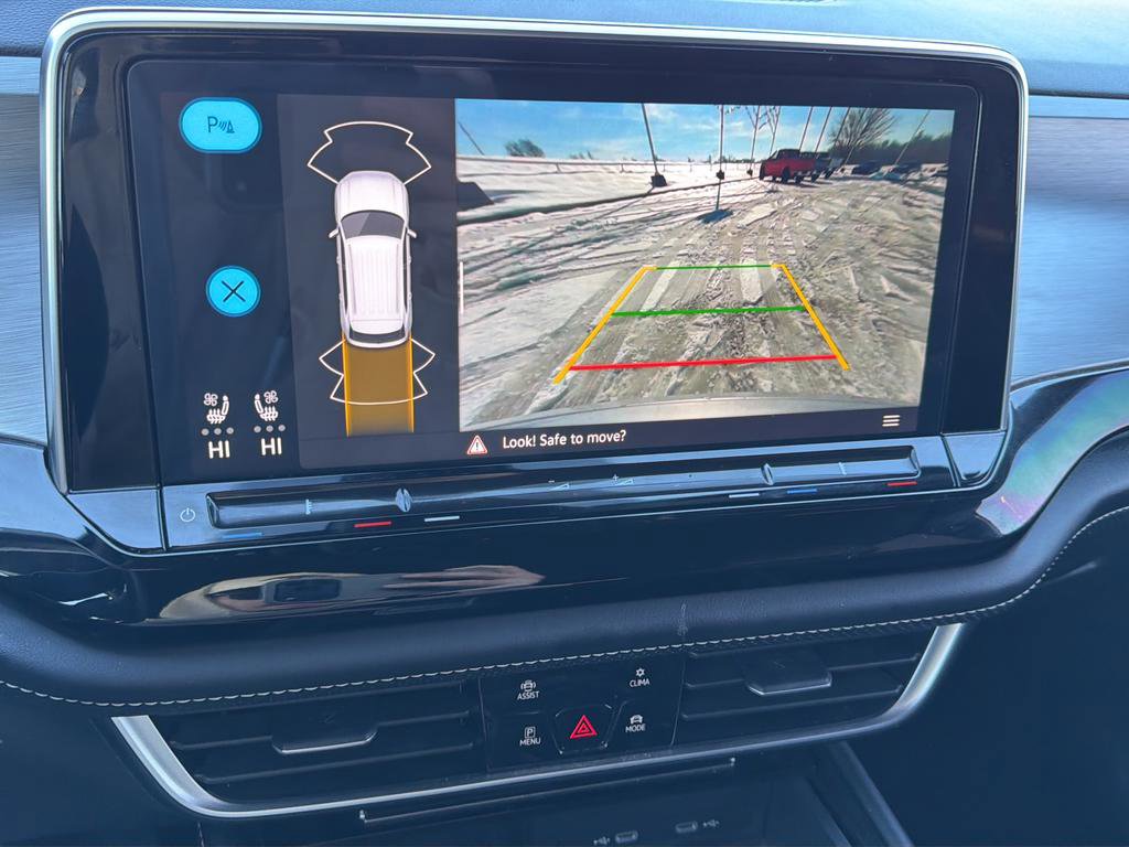 Used 2024 Volkswagen Atlas Cross Sport SE image 26