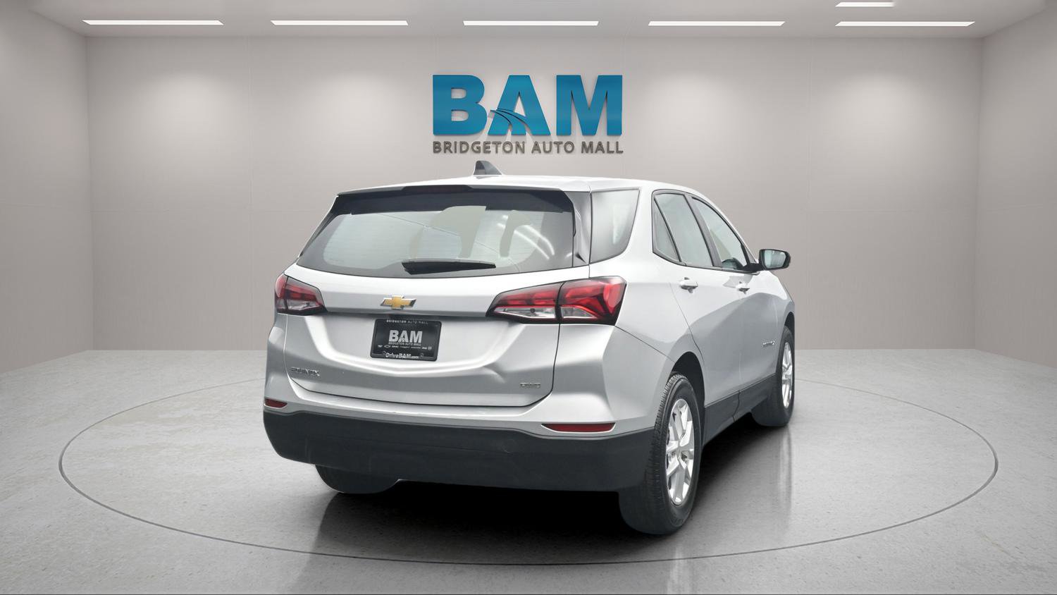 Used 2022 Chevrolet Equinox LS image 39