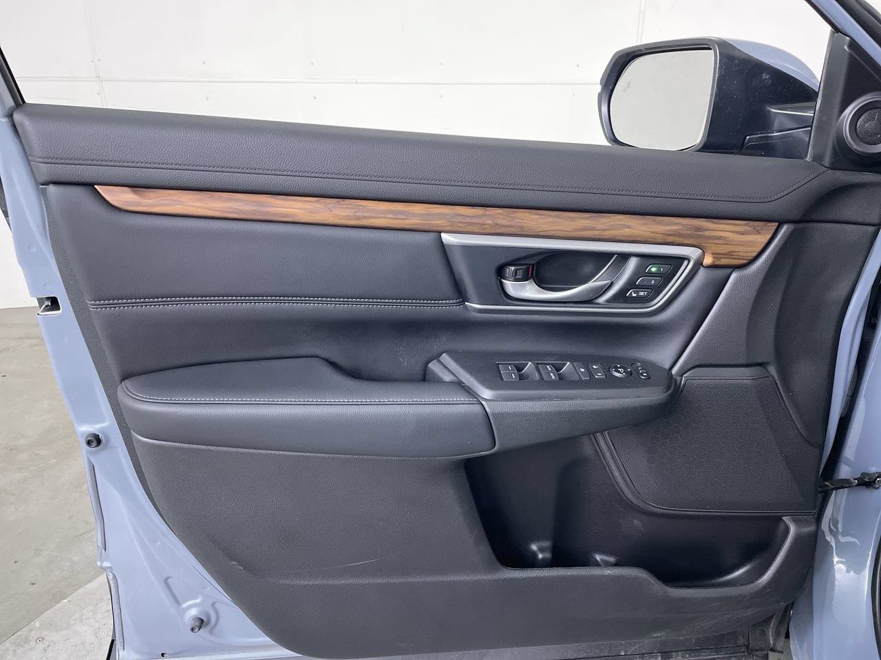 Used 2021 Honda CR-V EX-L image 10